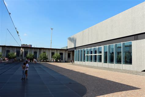 telefono prada corso venezia milano|fondazione prada venezia milano.